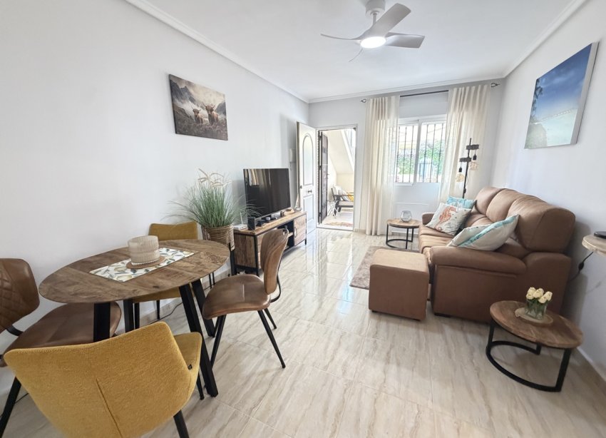 Resale - Apartment / Duplex - Orihuela Costa - Los Dolses