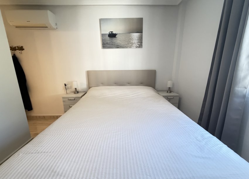 Resale - Apartment / Duplex - Orihuela Costa - Los Dolses
