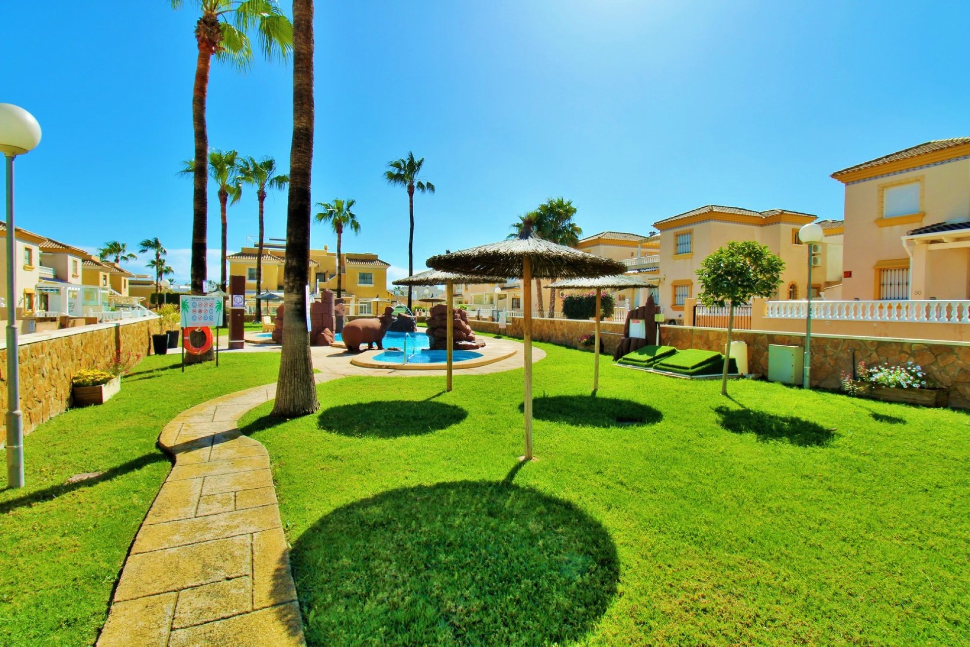 Resale - Apartment / Duplex - Orihuela Costa - Los Dolses