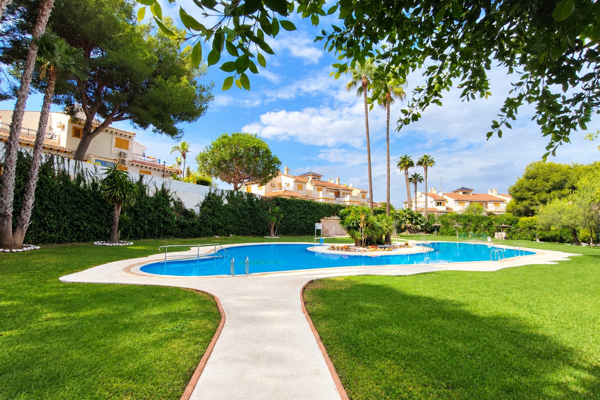 Resale - Apartment / Duplex - Orihuela Costa - Mil Palmeras
