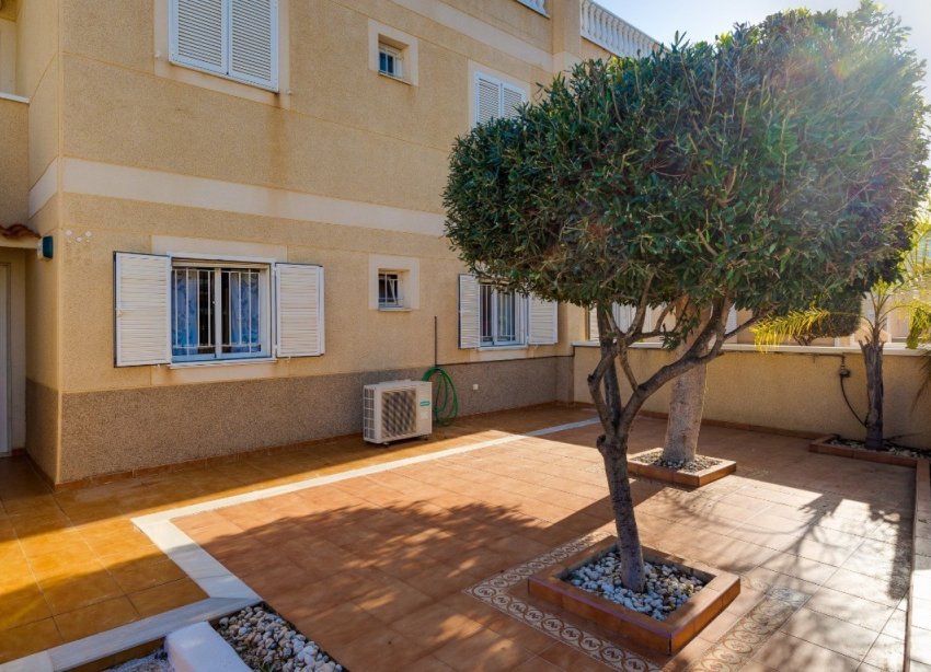 Resale - Apartment / Duplex - Orihuela Costa - Playa Flamenca