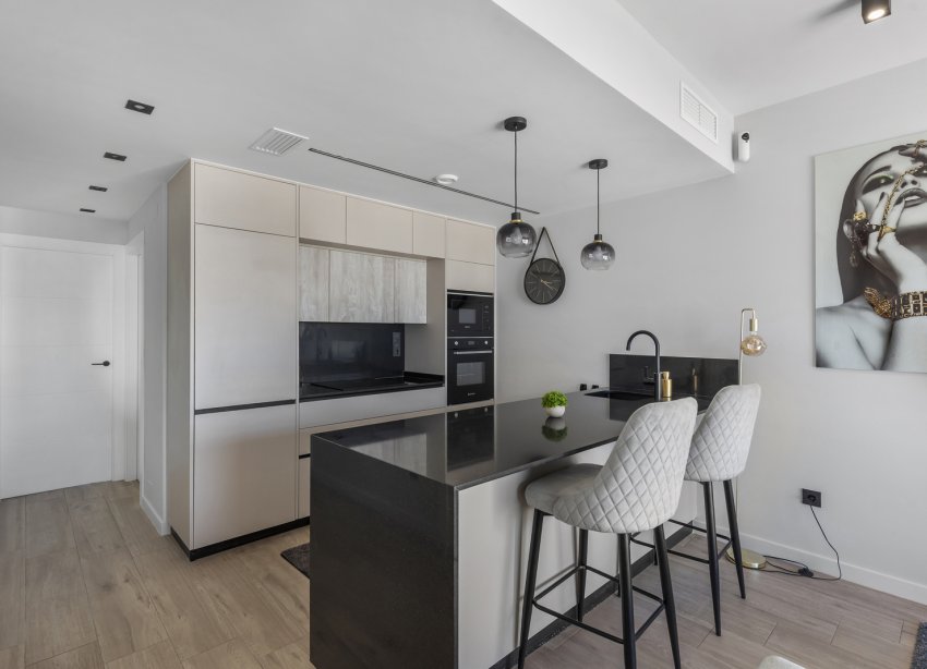 Resale - Apartment / Duplex - Orihuela Costa - Punta Prima
