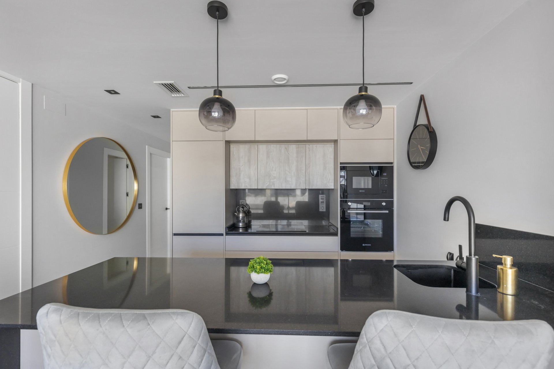 Resale - Apartment / Duplex - Orihuela Costa - Punta Prima