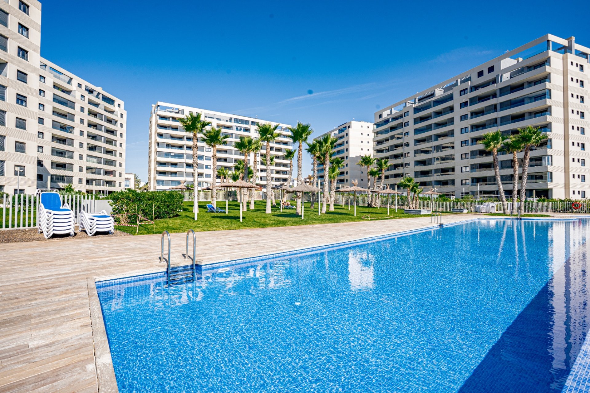Resale - Apartment / Duplex - Orihuela Costa - Punta Prima