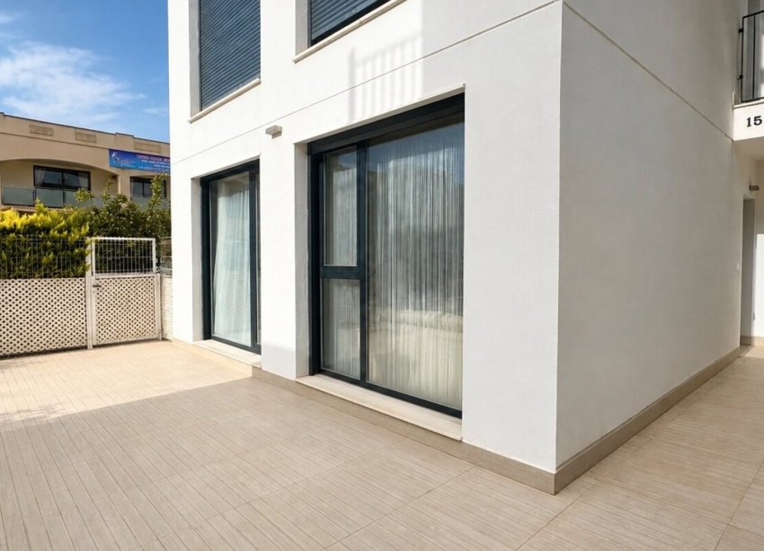 Resale - Apartment / Duplex - Orihuela Costa - Punta Prima