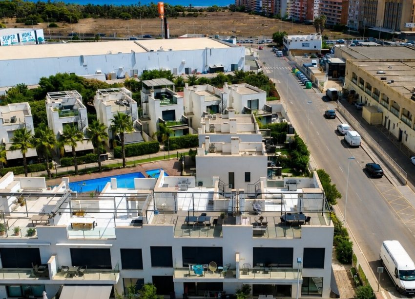 Resale - Apartment / Duplex - Orihuela Costa - Punta Prima