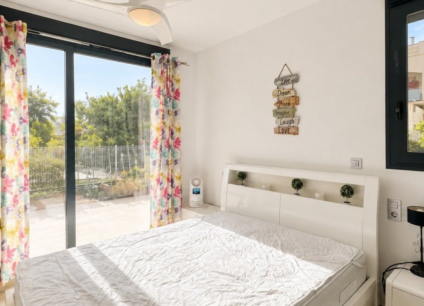 Resale - Apartment / Duplex - Orihuela Costa - Punta Prima