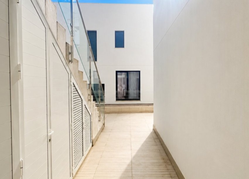 Resale - Apartment / Duplex - Orihuela Costa - Punta Prima