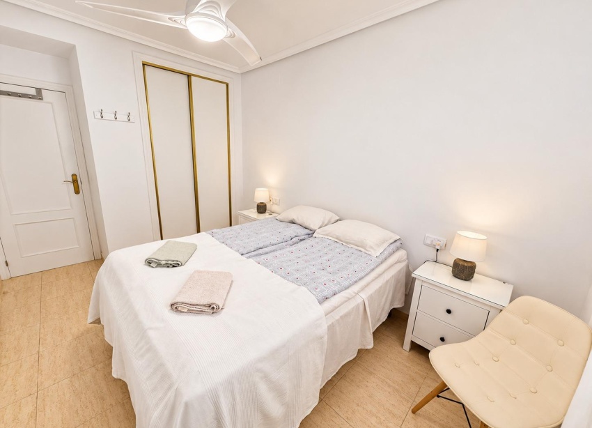 Resale - Apartment / Duplex - Orihuela Costa - Punta Prima