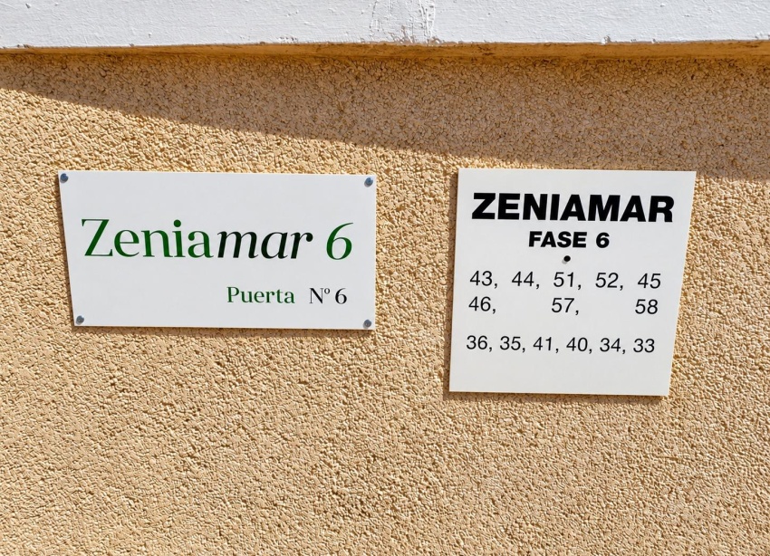 Resale - Apartment / Duplex - Orihuela Costa - Punta Prima