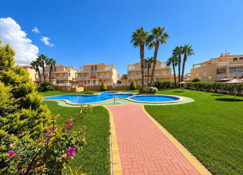 Resale - Apartment / Duplex - Orihuela Costa - Punta Prima