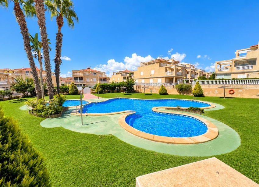 Resale - Apartment / Duplex - Orihuela Costa - Punta Prima