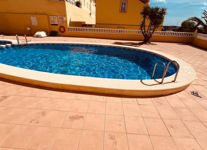 Resale - Apartment / Duplex - Orihuela Costa - Villamartín