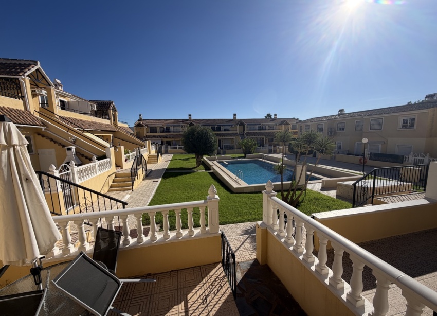 Resale - Apartment / Duplex - Orihuela Costa - Villamartín