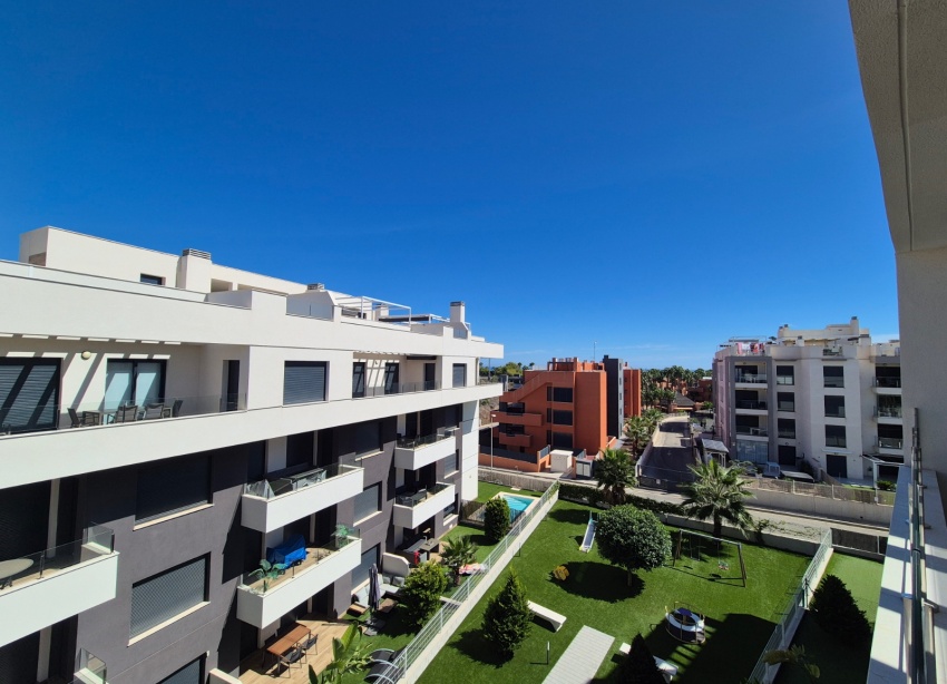 Resale - Apartment / Duplex - Orihuela - Villamartín