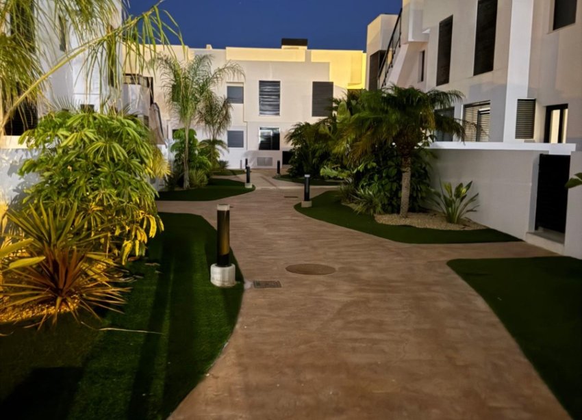 Resale - Apartment / Duplex - Pilar de la Horadada - El Mojón