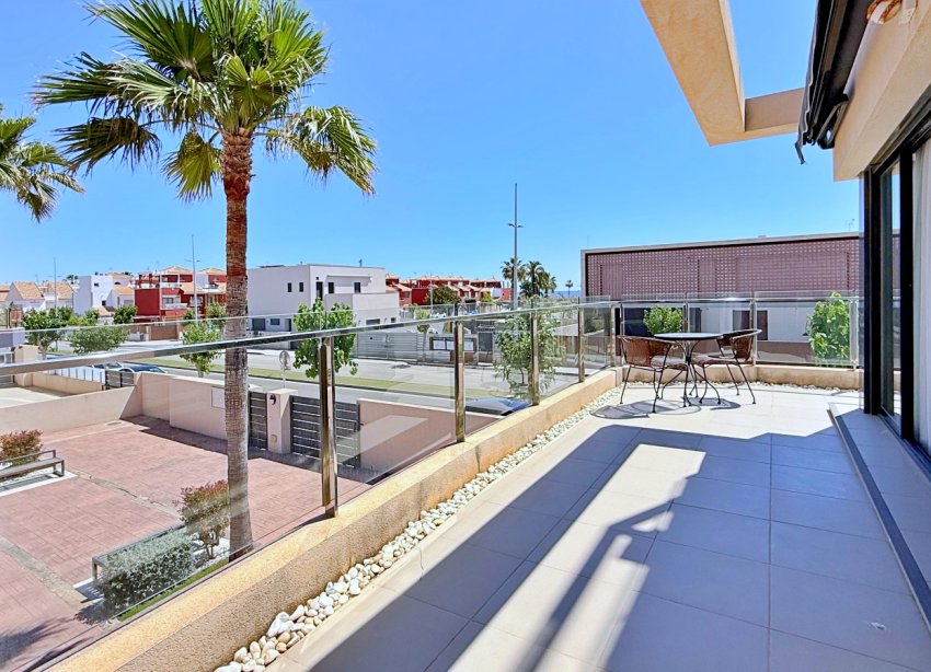 Resale - Apartment / Duplex - Pilar de la Horadada - Torre de la Horadada