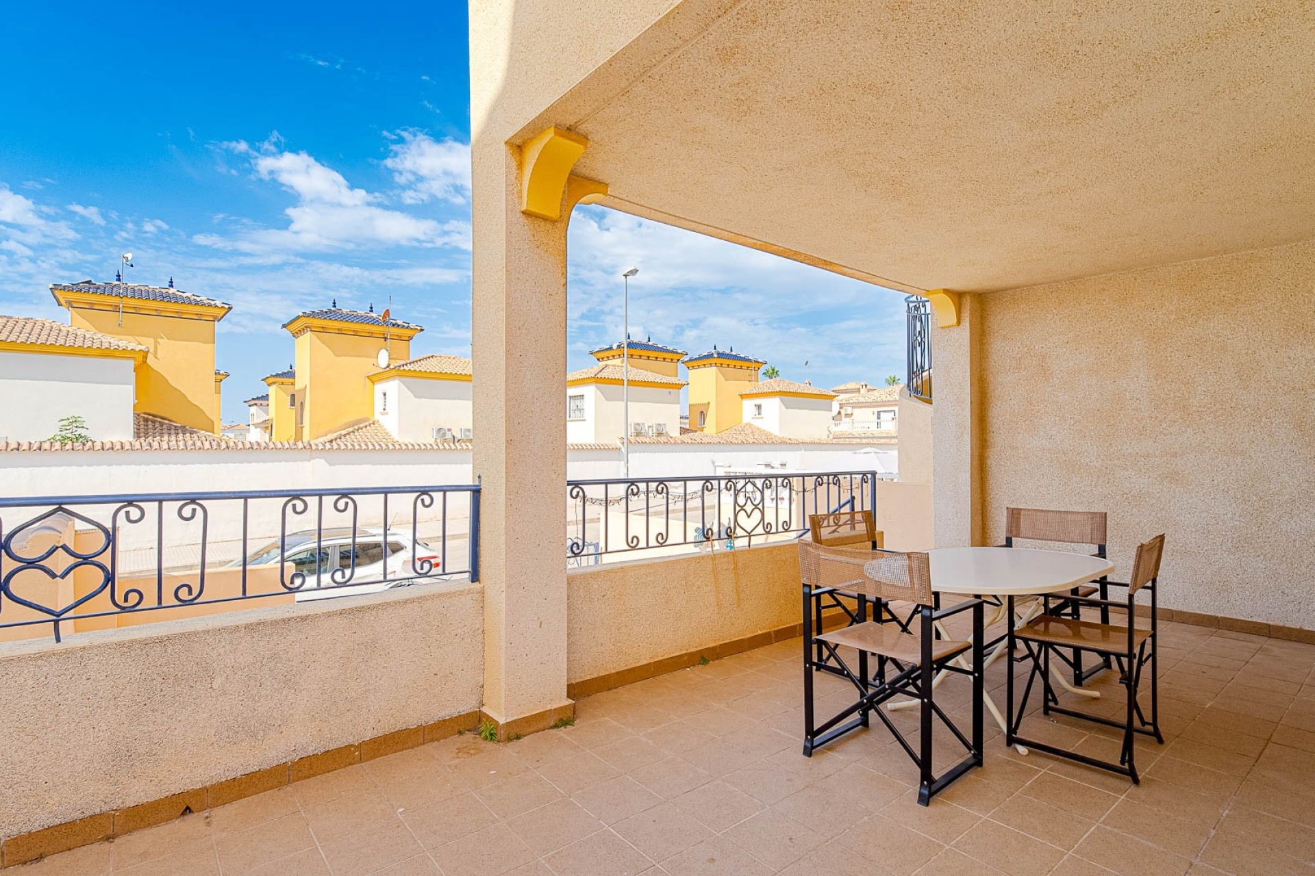 Resale - Apartment / Duplex - Punta Prima