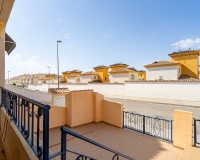 Resale - Apartment / Duplex - Punta Prima
