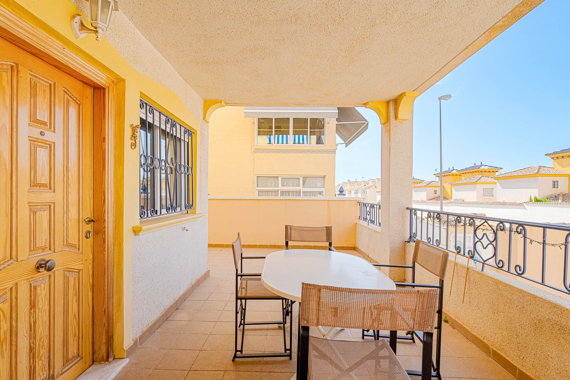 Resale - Apartment / Duplex - Punta Prima