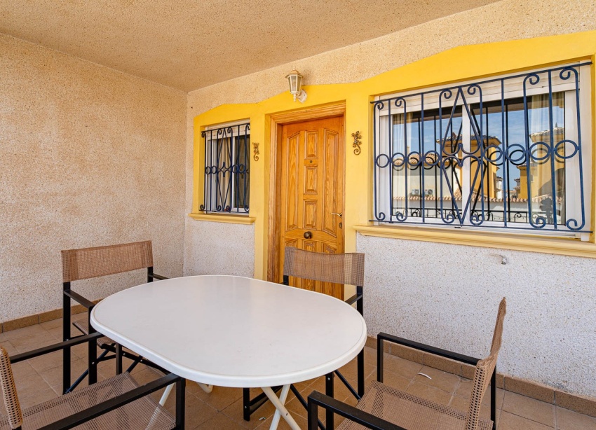 Resale - Apartment / Duplex - Punta Prima