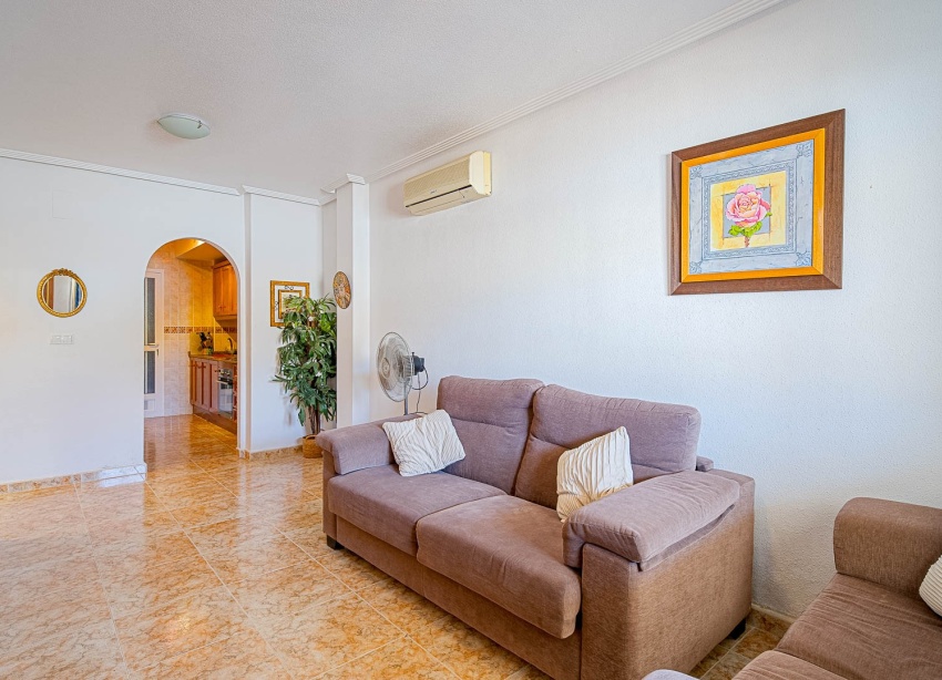 Resale - Apartment / Duplex - Punta Prima