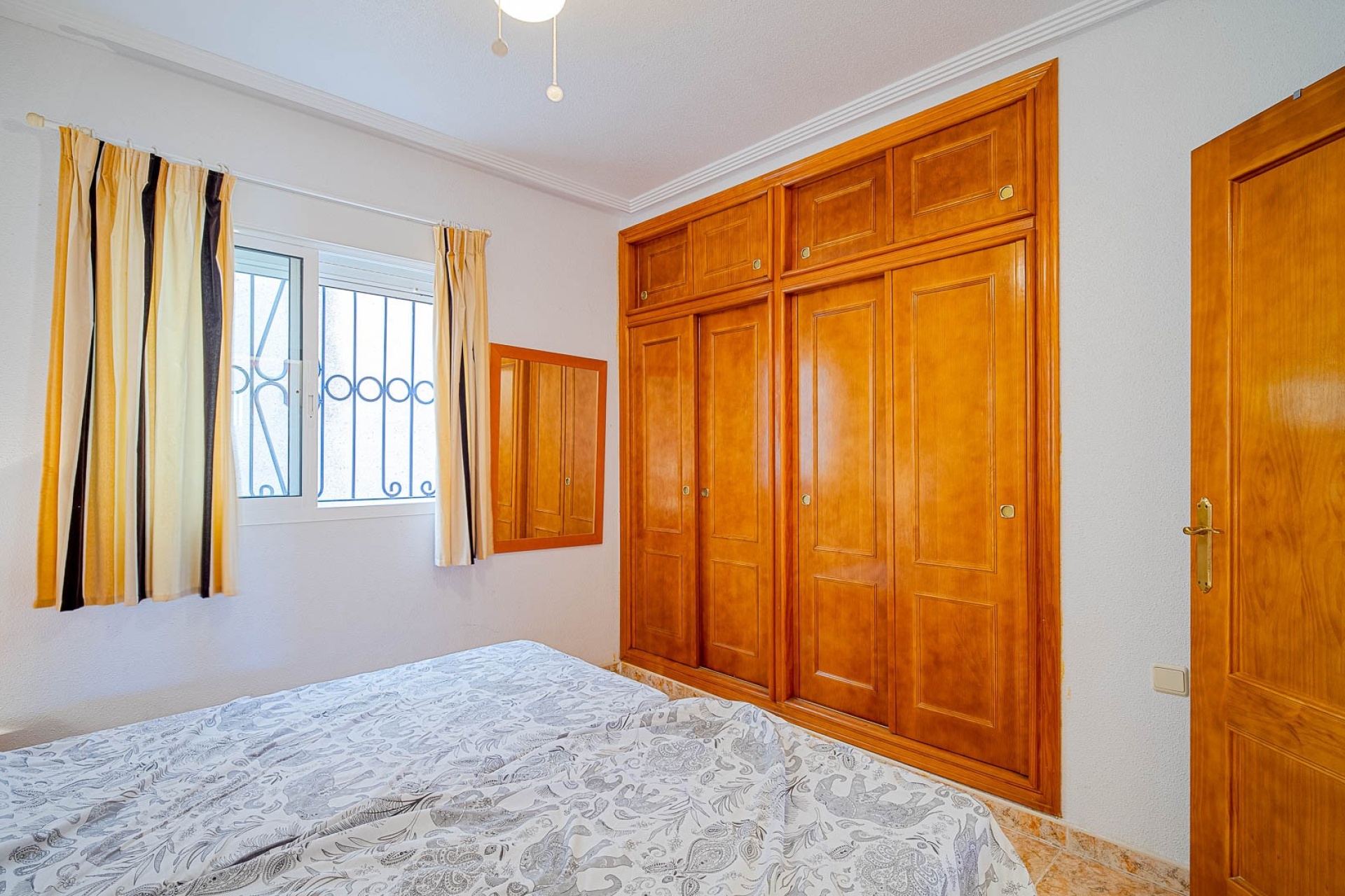 Resale - Apartment / Duplex - Punta Prima