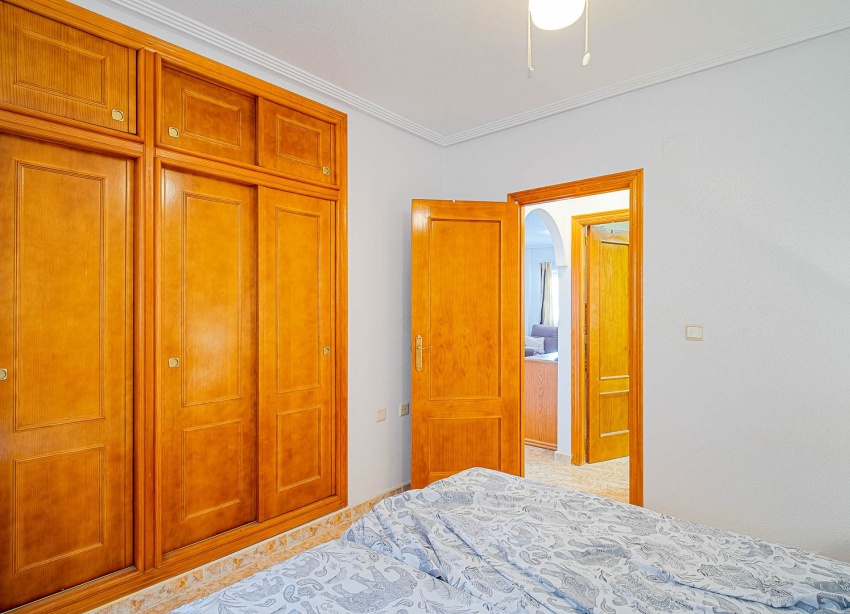 Resale - Apartment / Duplex - Punta Prima