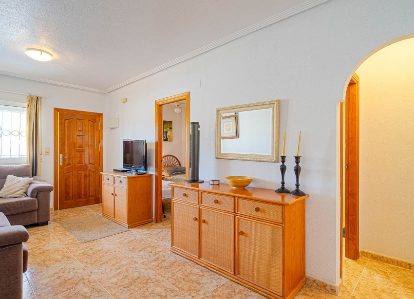Resale - Apartment / Duplex - Punta Prima