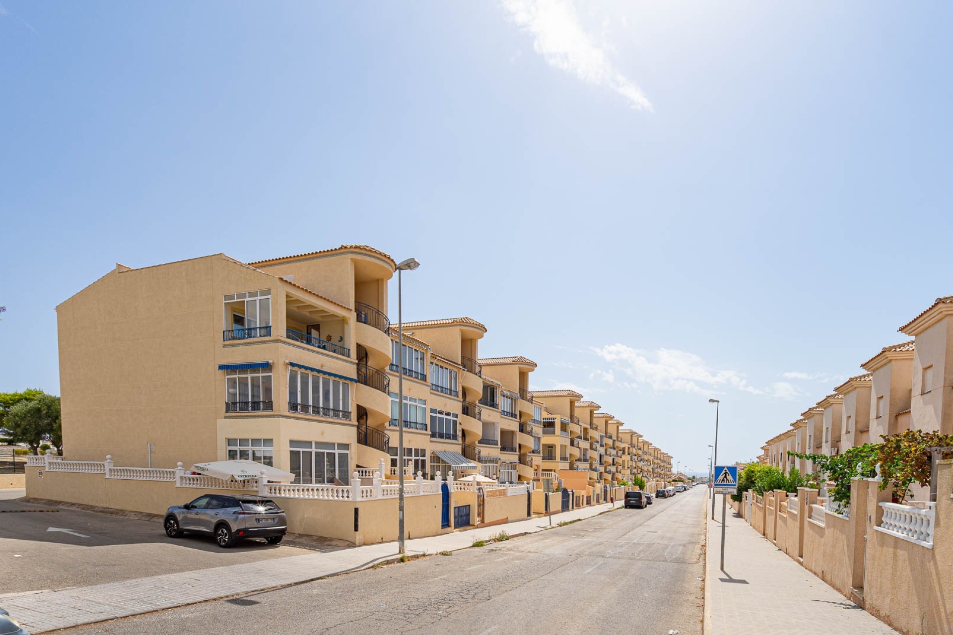 Resale - Apartment / Duplex - Punta Prima