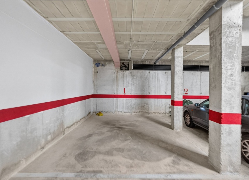 Resale - Apartment / Duplex - Punta Prima