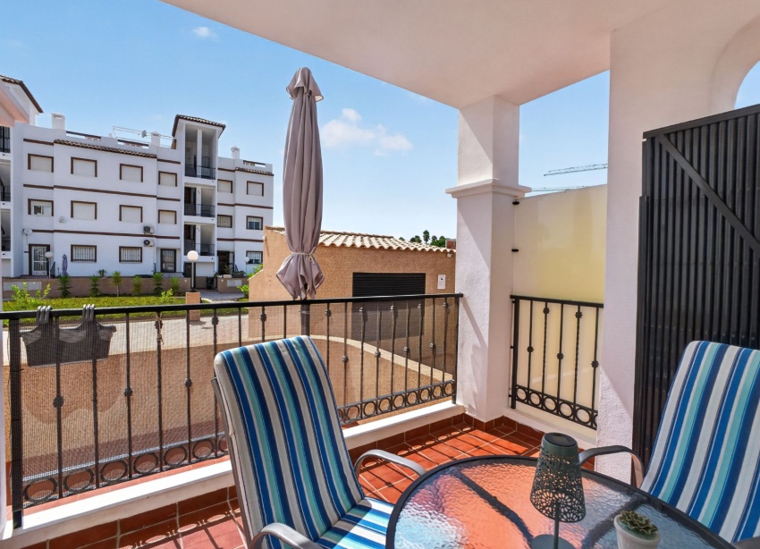 Resale - Apartment / Duplex - Punta Prima