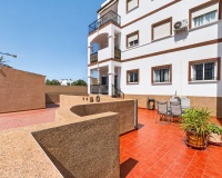 Resale - Apartment / Duplex - Punta Prima