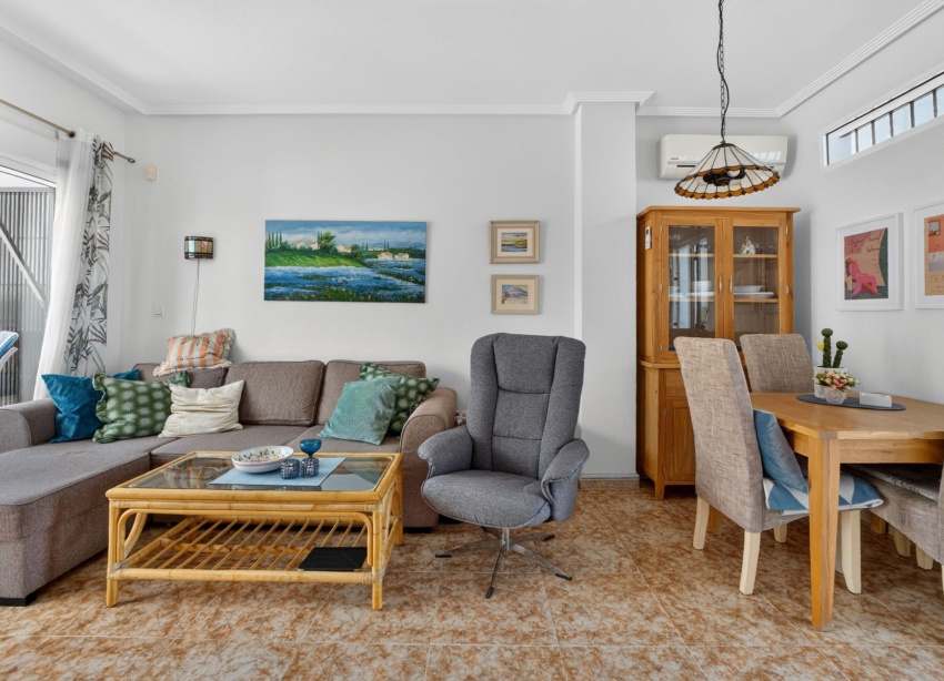 Resale - Apartment / Duplex - Punta Prima