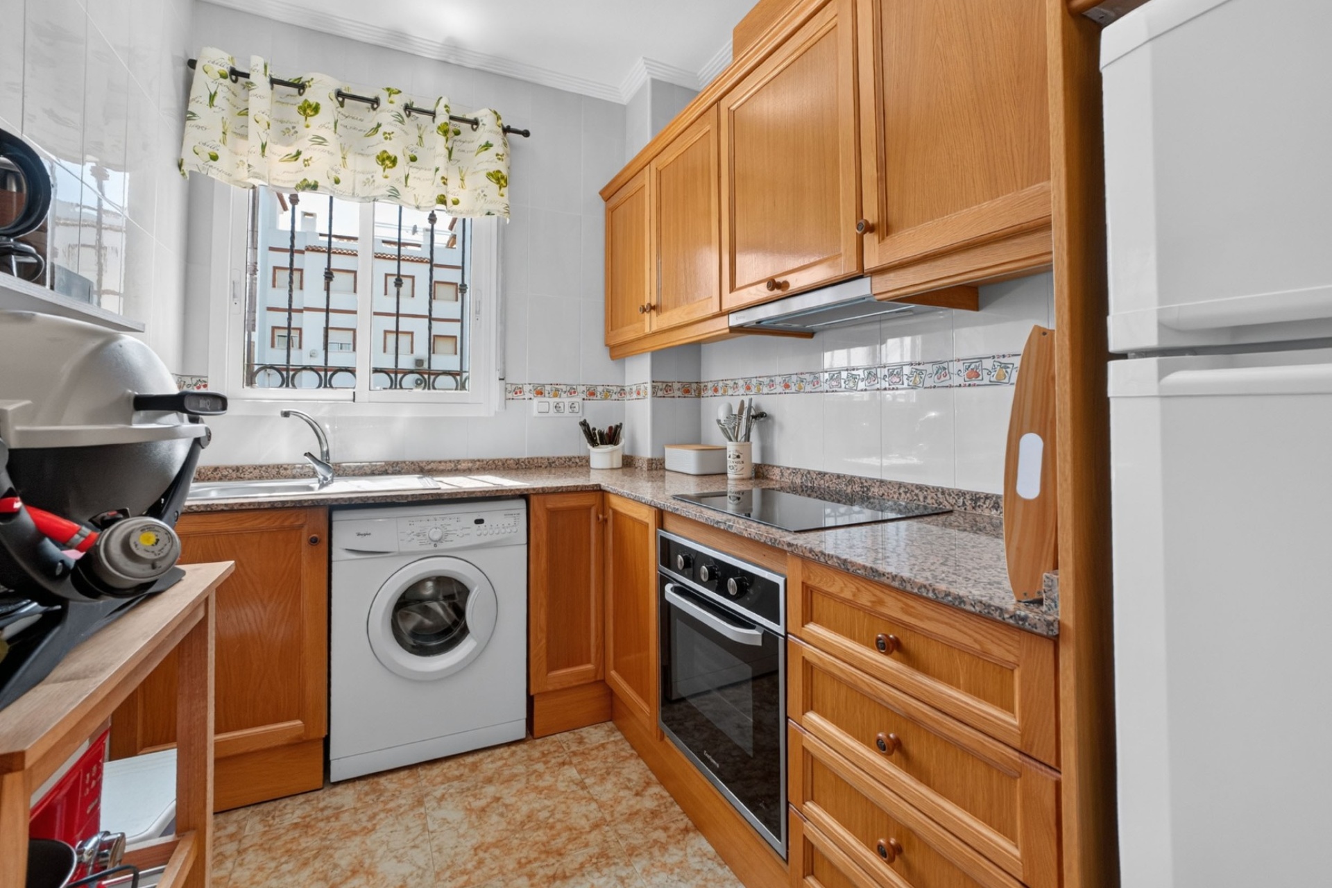 Resale - Apartment / Duplex - Punta Prima
