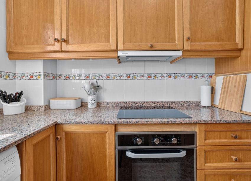Resale - Apartment / Duplex - Punta Prima