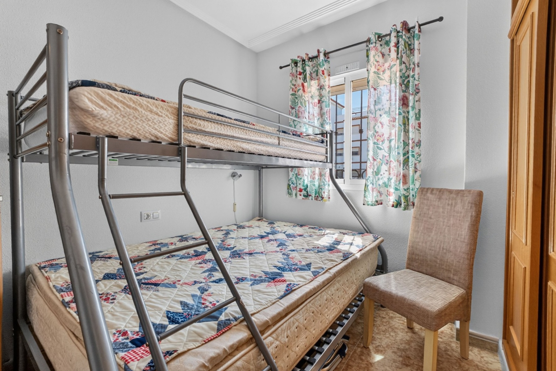 Resale - Apartment / Duplex - Punta Prima