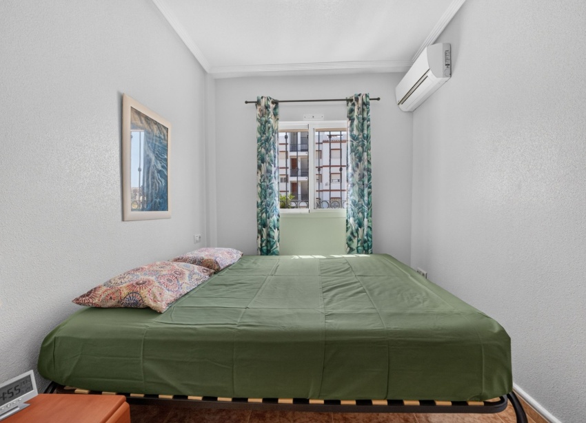 Resale - Apartment / Duplex - Punta Prima