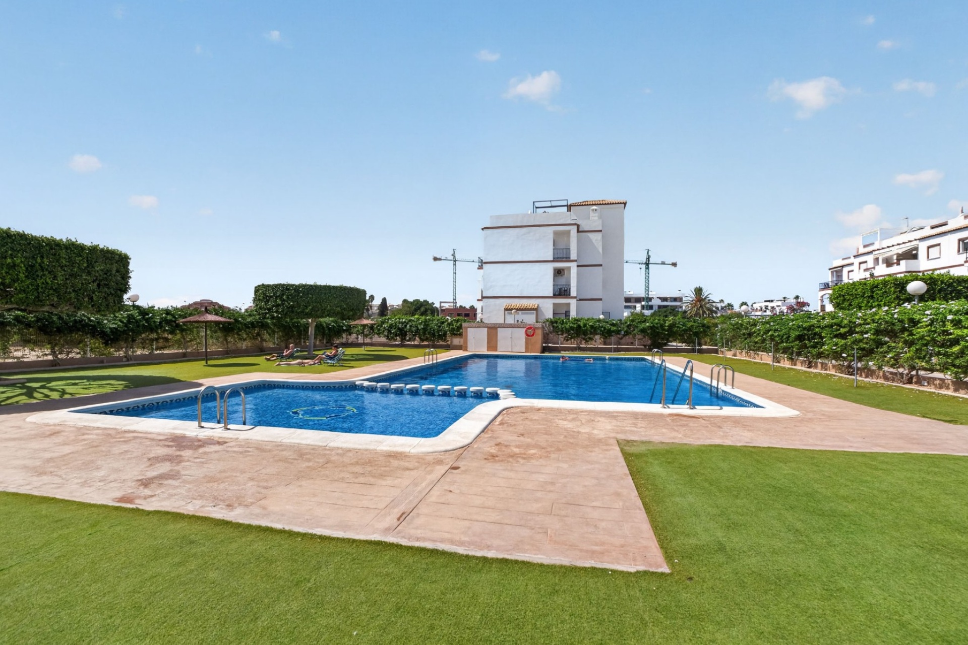 Resale - Apartment / Duplex - Punta Prima