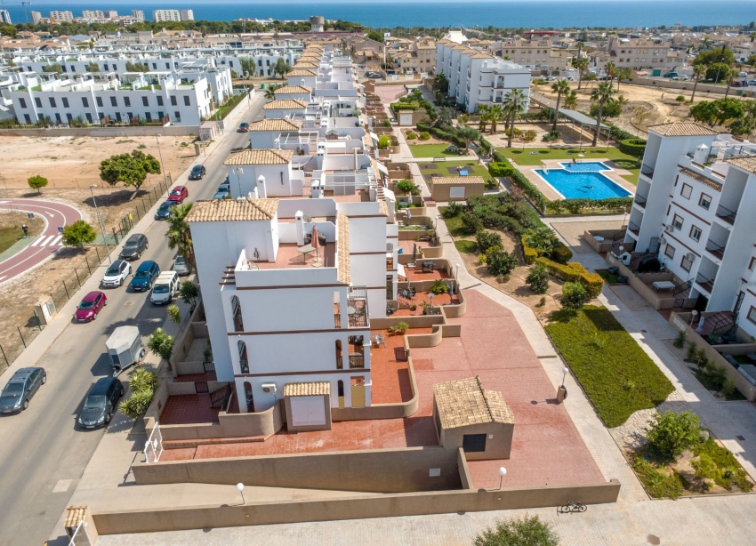 Resale - Apartment / Duplex - Punta Prima