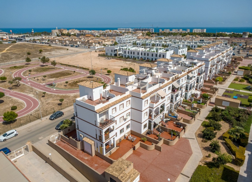 Resale - Apartment / Duplex - Punta Prima
