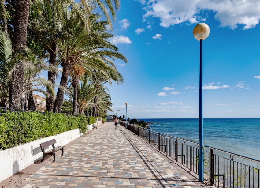 Resale - Apartment / Duplex - Punta Prima