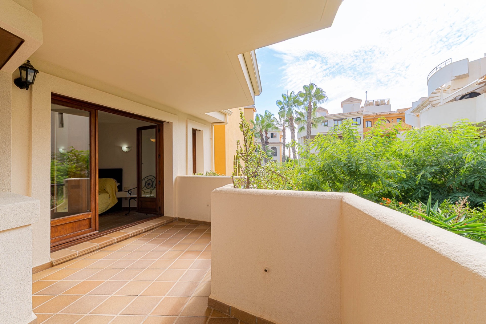Resale - Apartment / Duplex - Punta Prima