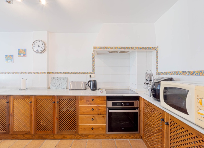 Resale - Apartment / Duplex - Punta Prima
