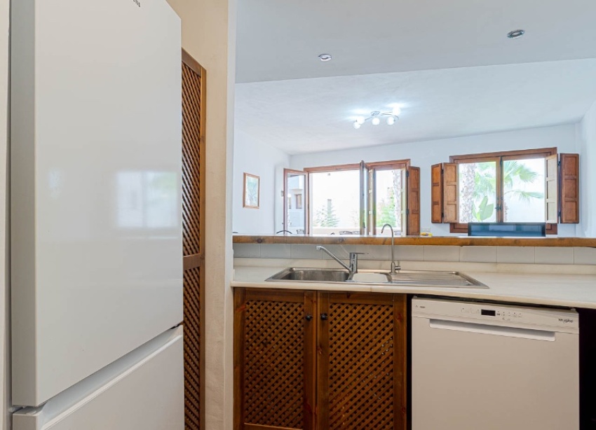 Resale - Apartment / Duplex - Punta Prima