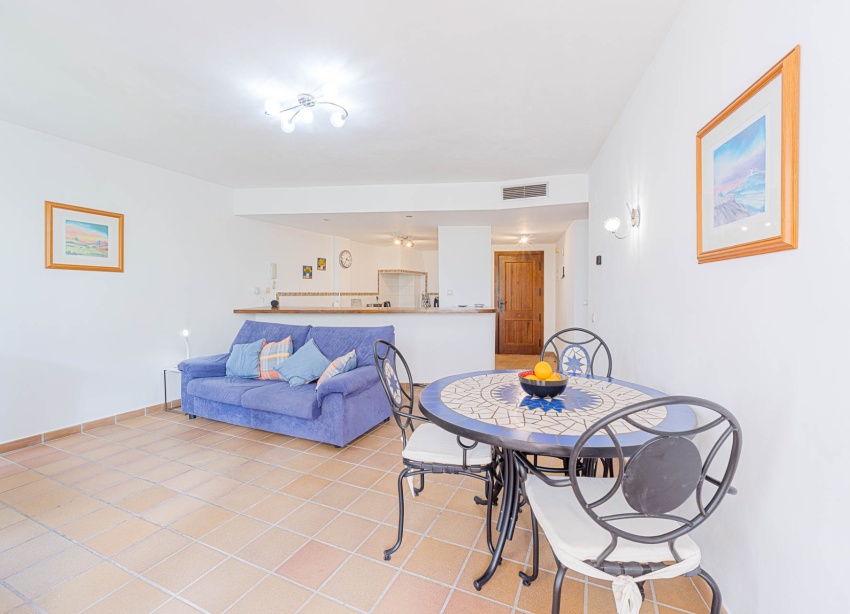 Resale - Apartment / Duplex - Punta Prima