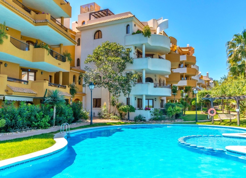 Resale - Apartment / Duplex - Punta Prima