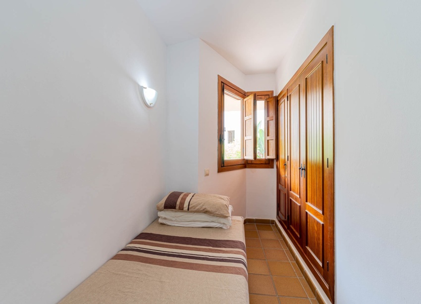 Resale - Apartment / Duplex - Punta Prima