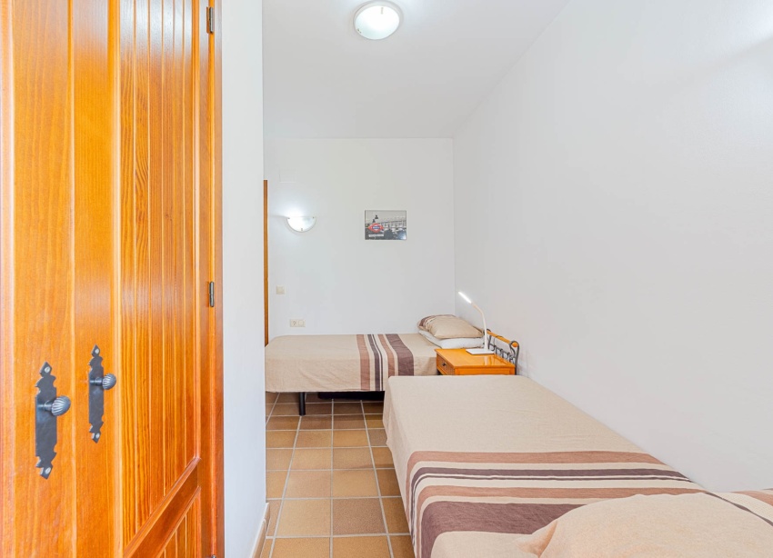 Resale - Apartment / Duplex - Punta Prima