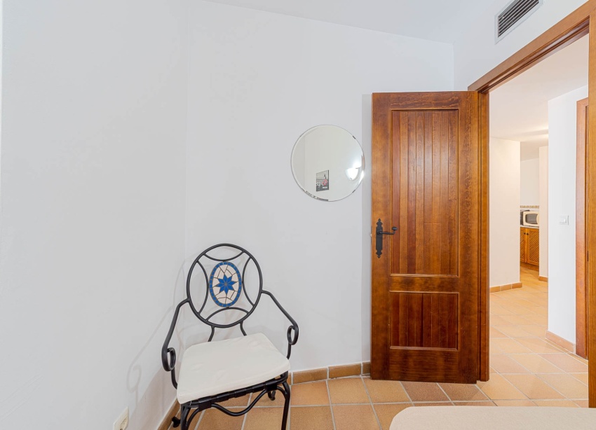 Resale - Apartment / Duplex - Punta Prima
